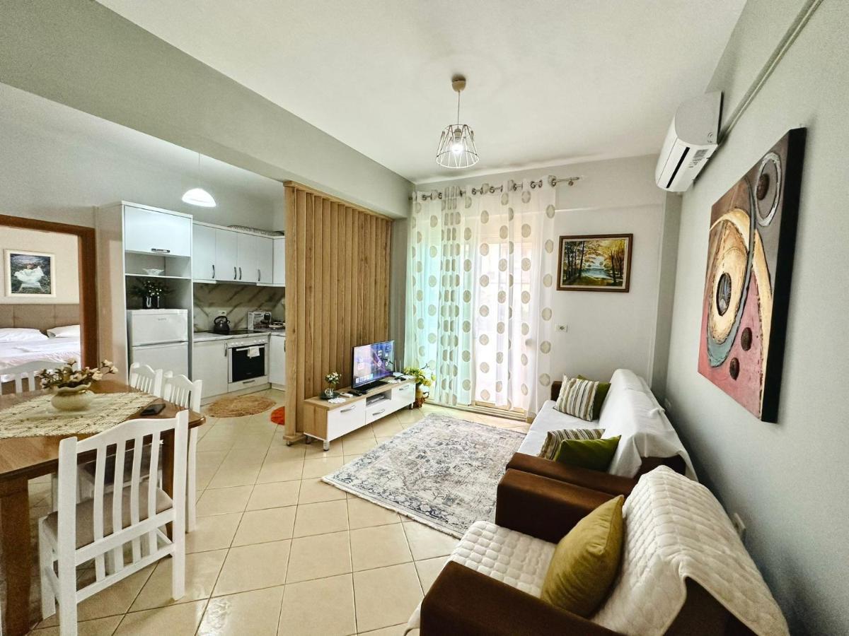 Amantia Apartment Vlorë Exteriör bild