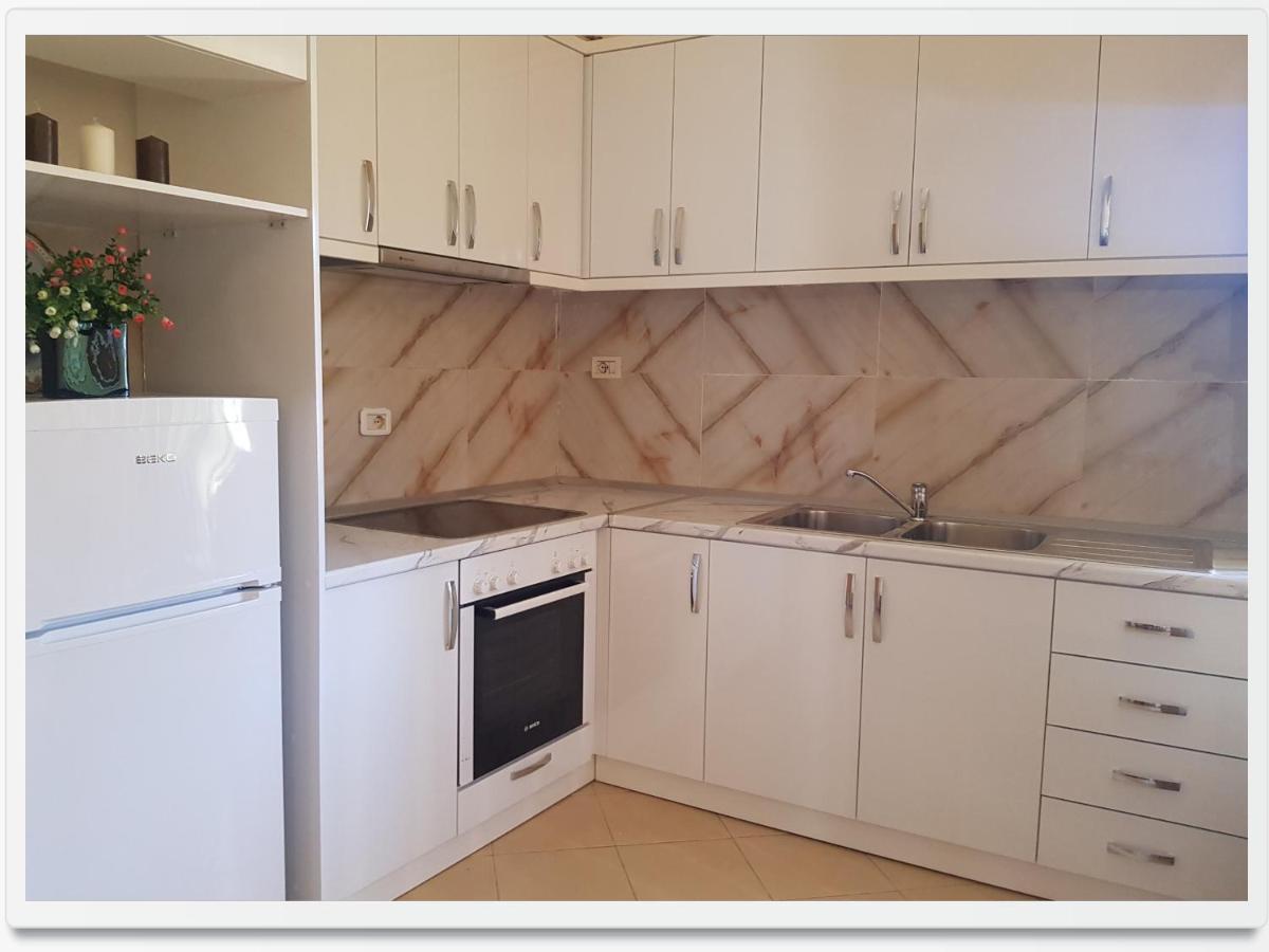 Amantia Apartment Vlorë Exteriör bild